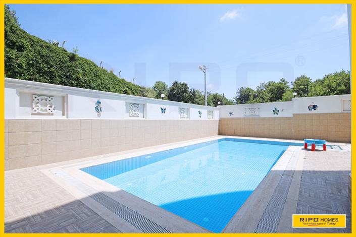 Image No.56-4 Bed Apartment for sale