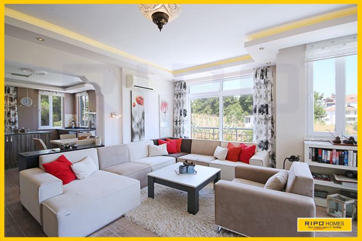 Image No.4-4 Bed Apartment for sale