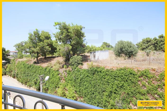 Image No.19-4 Bed Apartment for sale