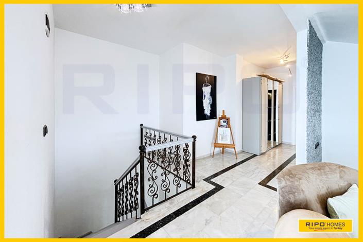 Image No.45-3 Bed Penthouse for sale