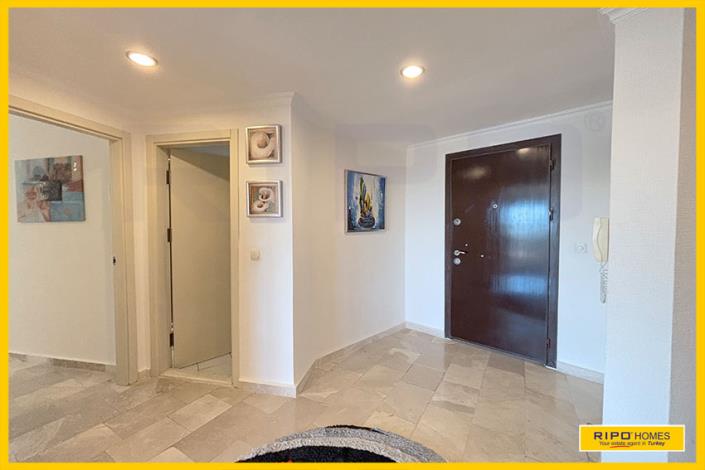 Image No.25-3 Bed Apartment for sale