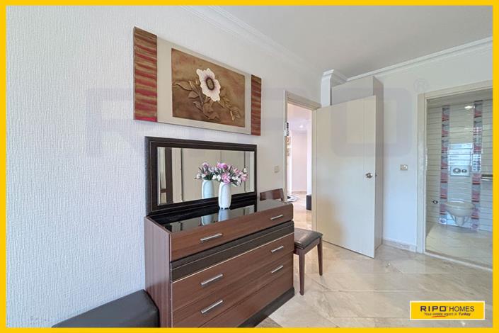 Image No.36-3 Bed Apartment for sale