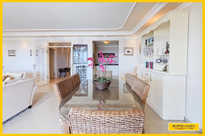 Image No.7-3 Bed Apartment for sale