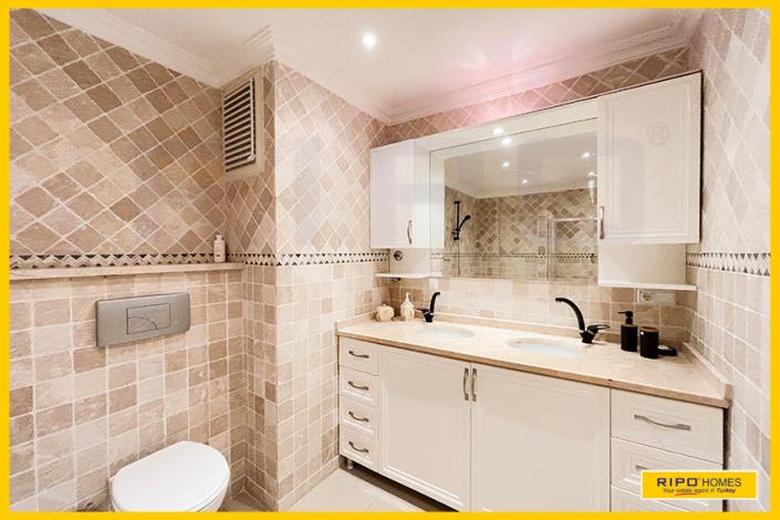 Image No.24-3 Bed Apartment for sale