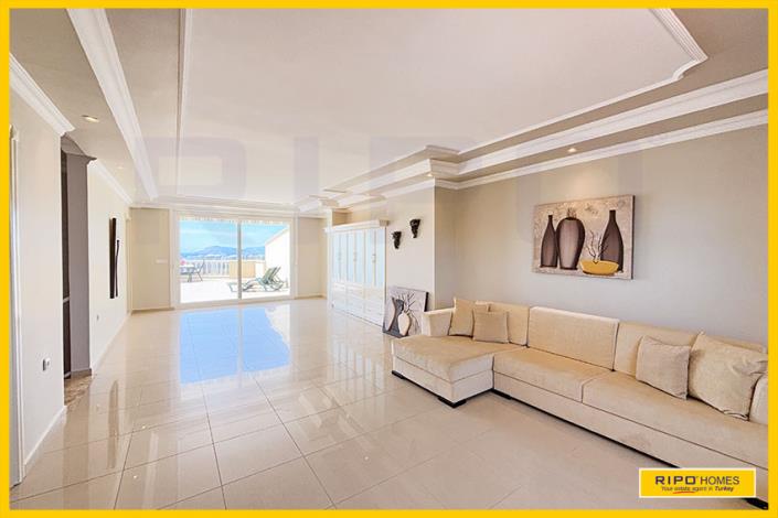 Image No.39-3 Bed Apartment for sale