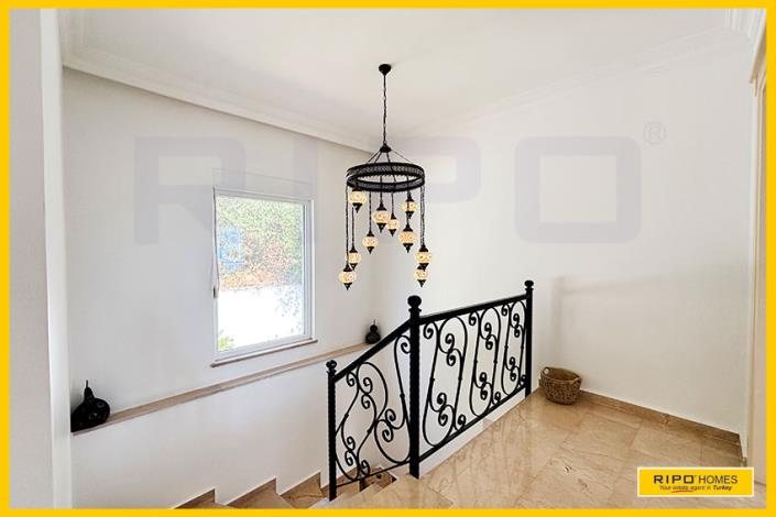 Image No.16-3 Bed Villa / Detached for sale