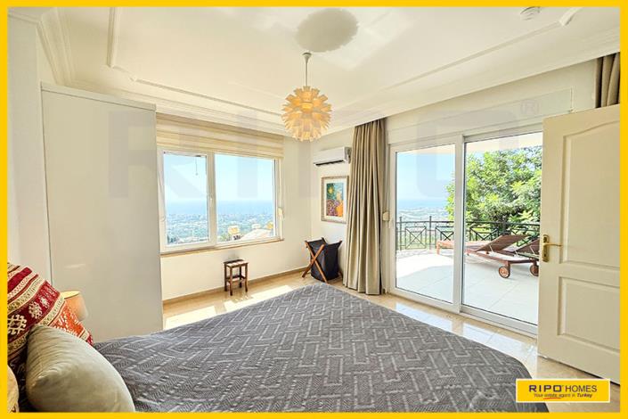 Image No.24-3 Bed Villa / Detached for sale