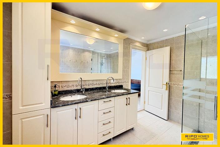 Image No.37-3 Bed Villa / Detached for sale