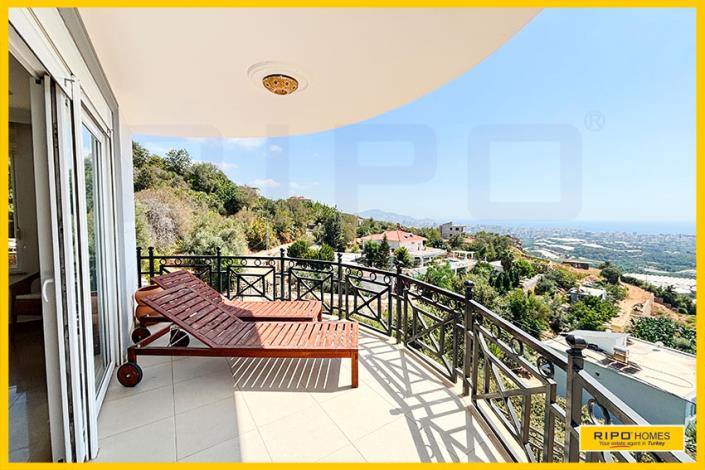 Image No.38-3 Bed Villa / Detached for sale