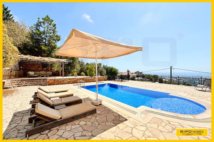 Image No.48-3 Bed Villa / Detached for sale