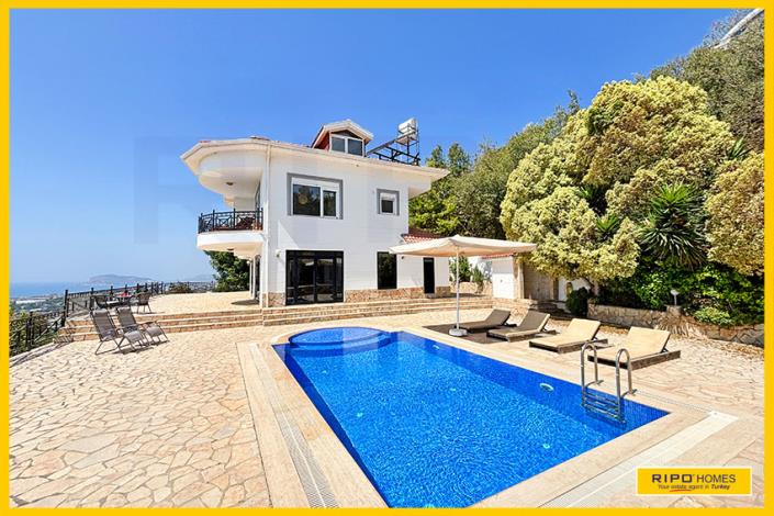 Image No.53-3 Bed Villa / Detached for sale