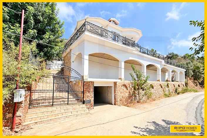 Image No.57-3 Bed Villa / Detached for sale