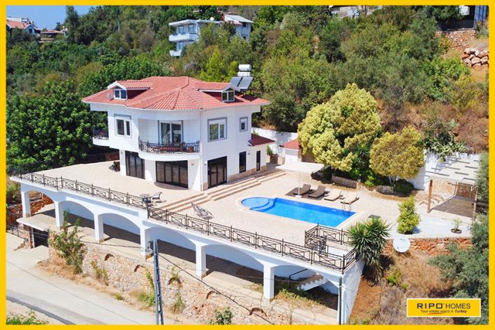 Image No.59-3 Bed Villa / Detached for sale