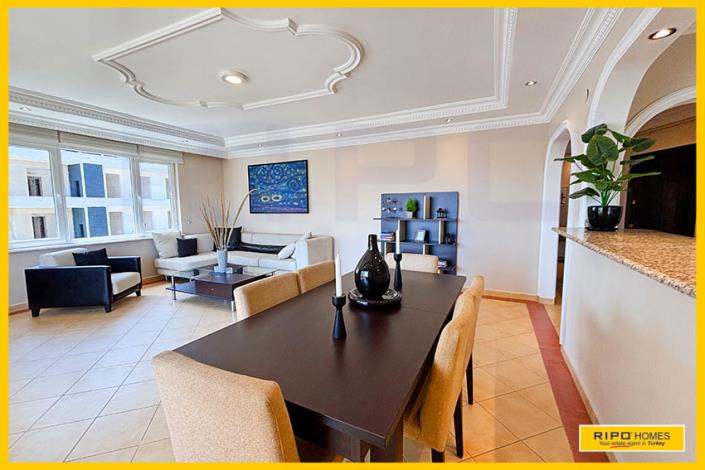 Image No.8-5 Bed Penthouse for sale