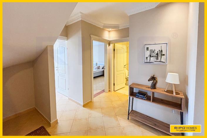 Image No.20-5 Bed Penthouse for sale