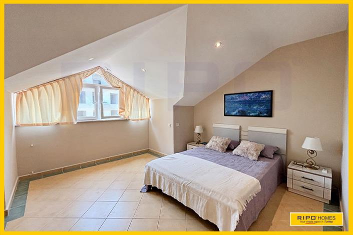 Image No.37-5 Bed Penthouse for sale