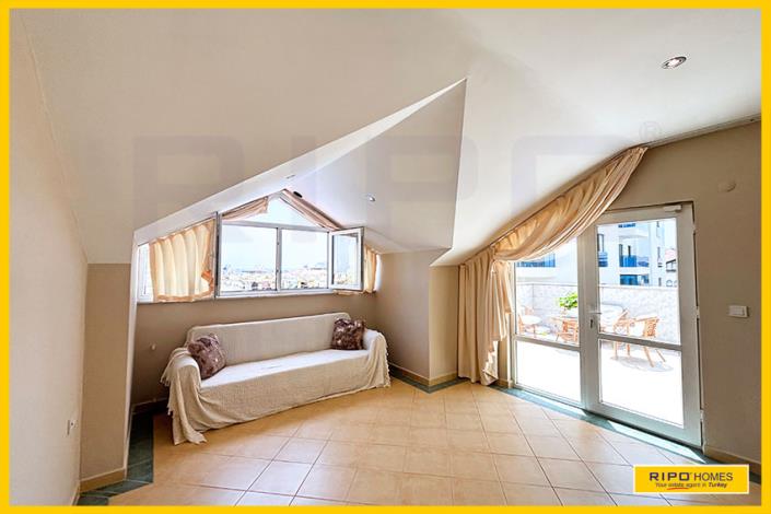 Image No.45-5 Bed Penthouse for sale