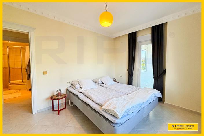 Image No.26-2 Bed Apartment for sale