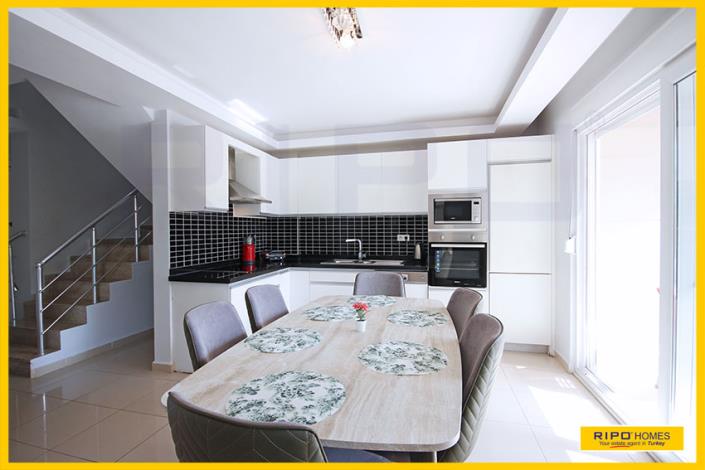 Image No.8-4 Bed Penthouse for sale