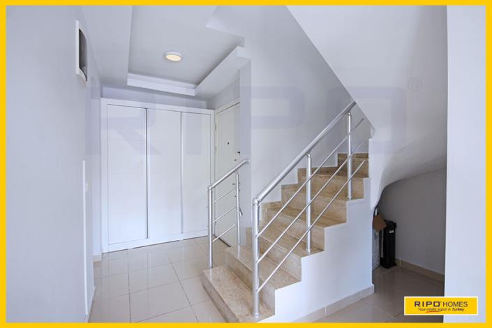 Image No.19-4 Bed Penthouse for sale