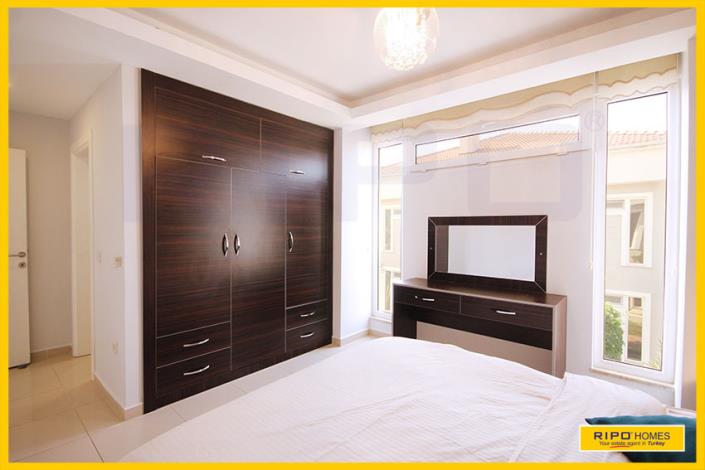 Image No.25-4 Bed Penthouse for sale