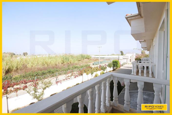 Image No.35-4 Bed Penthouse for sale