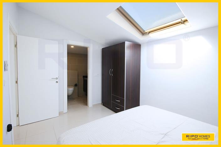 Image No.46-4 Bed Penthouse for sale