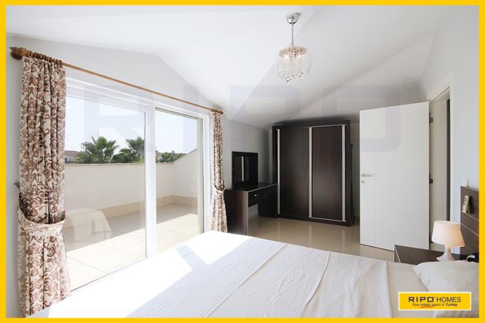 Image No.51-4 Bed Penthouse for sale