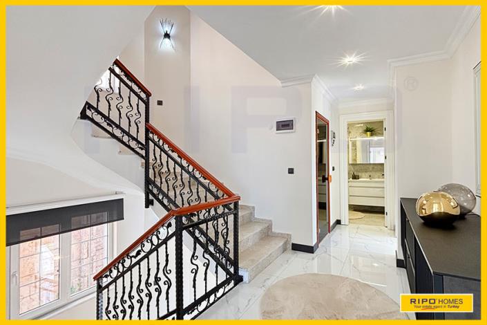 Image No.18-3 Bed Villa / Detached for sale