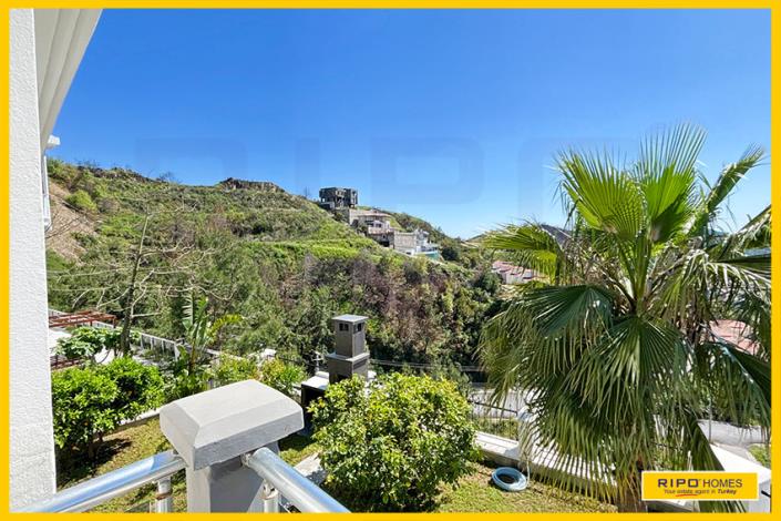 Image No.41-3 Bed Villa / Detached for sale