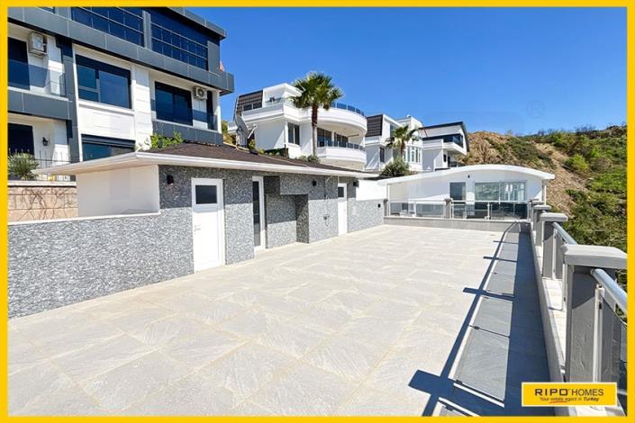 Image No.44-3 Bed Villa / Detached for sale