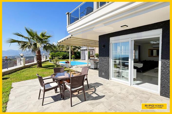 Image No.47-3 Bed Villa / Detached for sale
