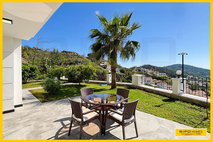 Image No.48-3 Bed Villa / Detached for sale