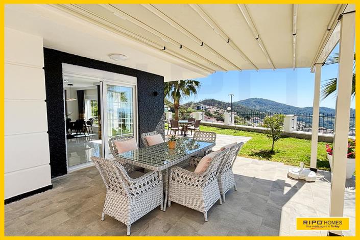 Image No.51-3 Bed Villa / Detached for sale