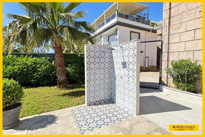 Image No.54-3 Bed Villa / Detached for sale