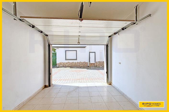 Image No.59-3 Bed Villa / Detached for sale