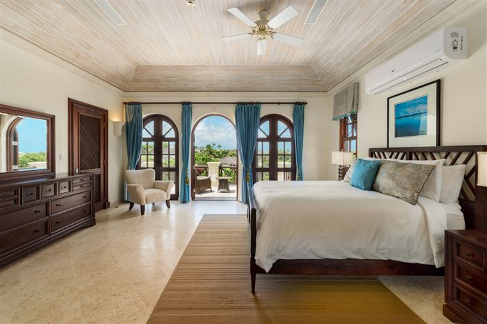 Image No.19-4 Bed Property for sale