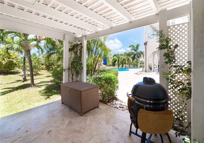 Image No.11-4 Bed Property for sale