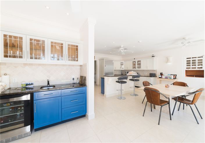 Image No.16-4 Bed Property for sale