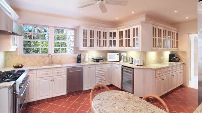 Image No.12-Propriété de 6 chambres à vendre à St James