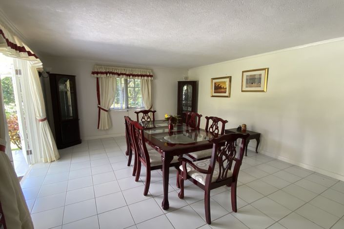 Image No.5-4 Bed Townhouse for sale