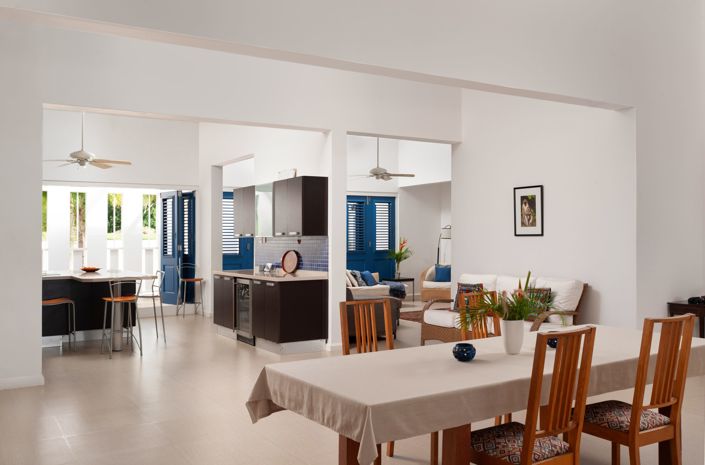 Image No.12-5 Bed Property for sale