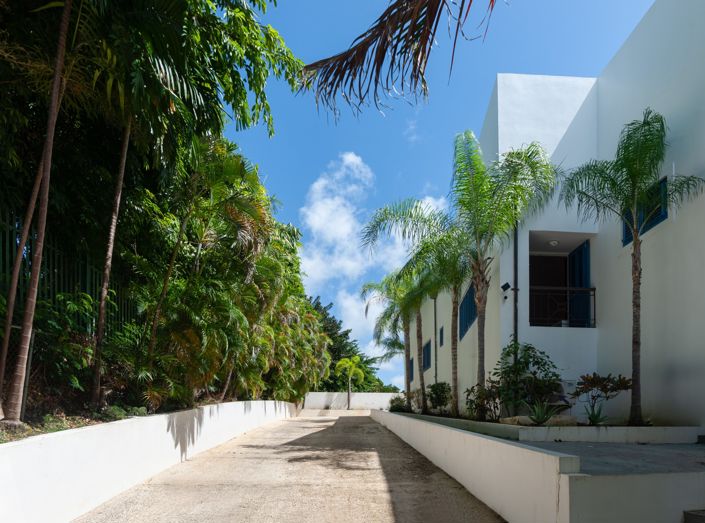 Image No.25-5 Bed Property for sale