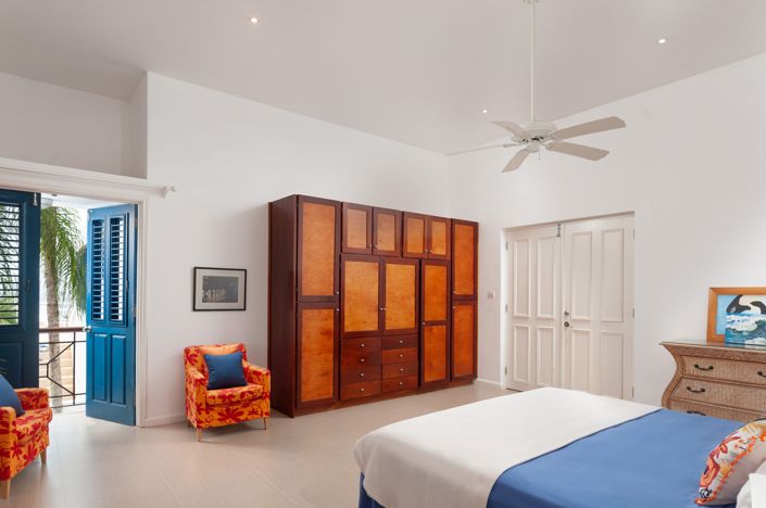 Image No.9-5 Bed Property for sale