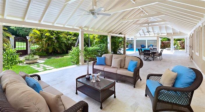 Image No.2-Propriété de 5 chambres à vendre à St James