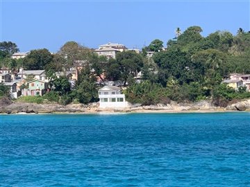 Propriété de 2 chambres à vendre à St Lucy