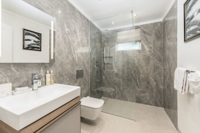 blueoyster-dsc5235-min-552837