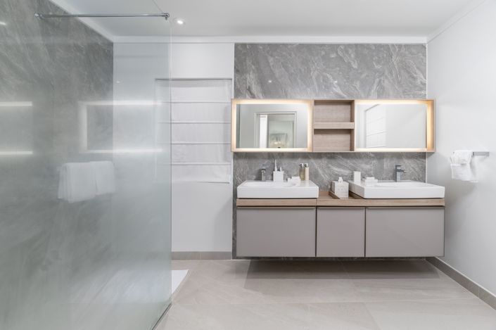 Image No.16-5 Bed Land for sale