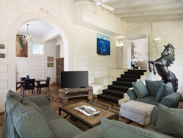 Image No.6-Propriété de 4 chambres à vendre à St James