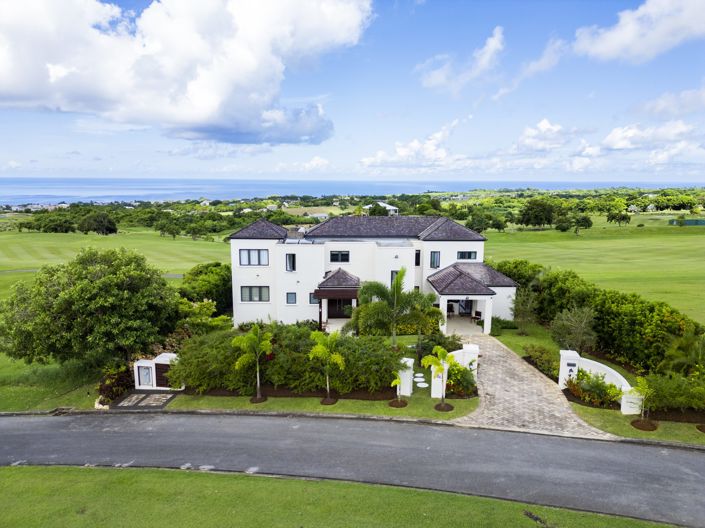 Image No.17-3 Bed Property for sale